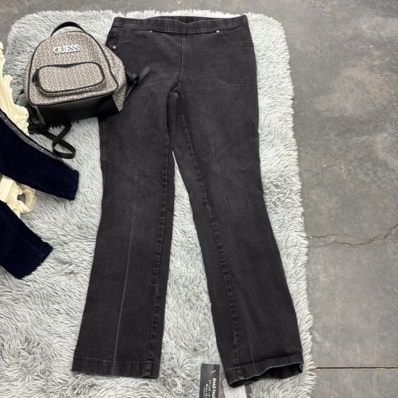 Real Size Classic Black Straight Leg Women's Denim Jeans Chica Small S (4-6) Avg - Picture 6 of 16